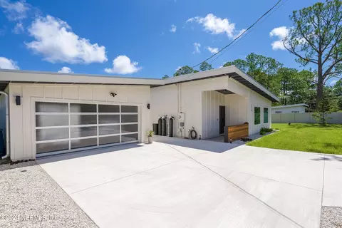 216 Yarbrough Rd, Saint Augustine, FL 32095
