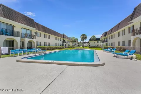 1768 El Camino Rd #2, Jacksonville, FL 32216