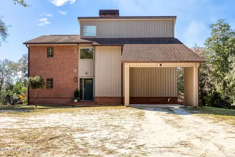 171 Star Lake Dr, Hawthorne, FL 32640
