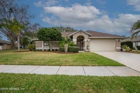 4 Cedar Point Dr, Palm Coast, FL 32164