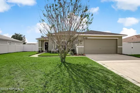 86185 Cartesian Pointe Dr, Yulee, FL 32097