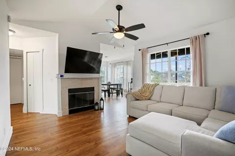 1701 The Greens Way #1231, Jacksonville Beach, FL 32250