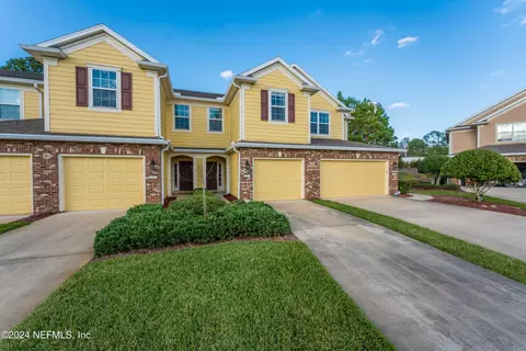 6867 Roundleaf Dr, Jacksonville, FL 32258 photo 1