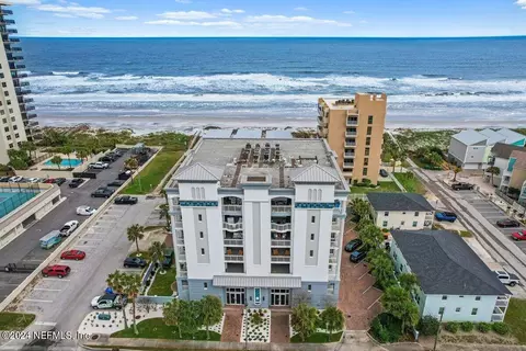 1809 N 1st St #303, Jacksonville Beach, FL 32250