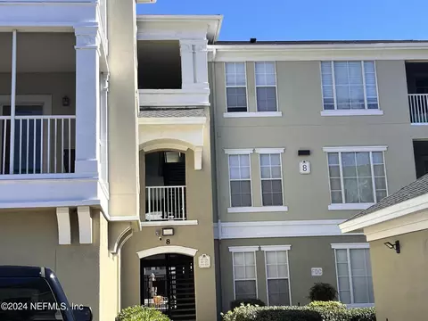 8290 Gate Pkwy W #819, Jacksonville, FL 32216