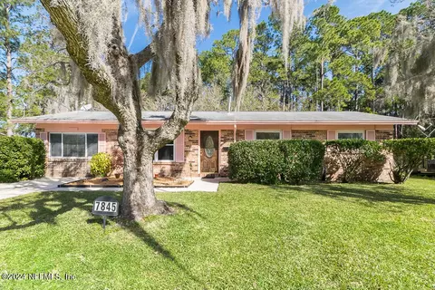 7845 Alhurst St, Jacksonville, FL 32277