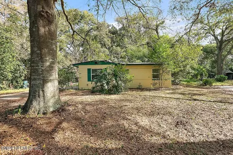 1527 King Arthur Rd, Jacksonville, FL 32211