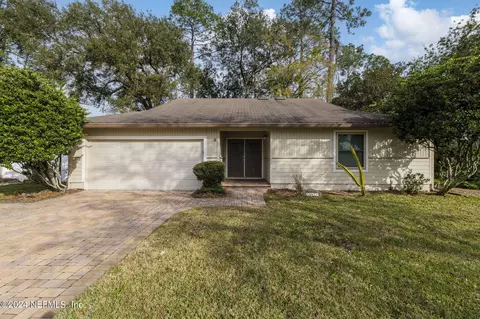 10579 Castlebrook Dr, Jacksonville, FL 32257