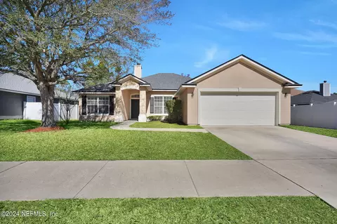 11107 Cherokee Cove Dr, Jacksonville, FL 32221