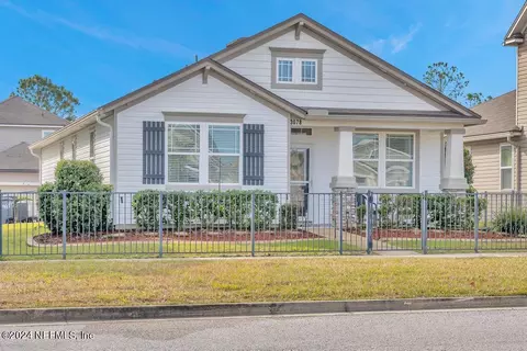 3078 Holly Grove Ln, Orange Park, FL 32073