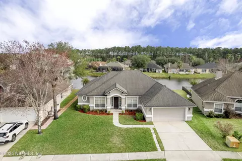 7881 Chase Meadows Dr W, Jacksonville, FL 32256