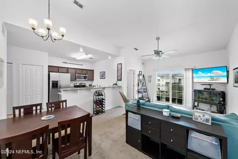 4911 Key Lime Dr #303, Jacksonville, FL 32256