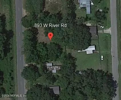 893 W River Rd, Palatka, FL 32177