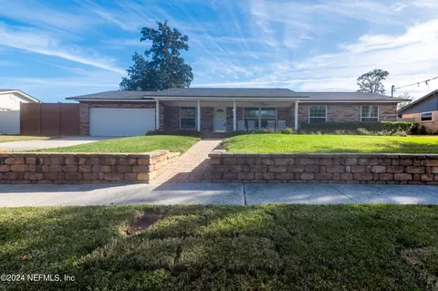 2839 Hollybay Rd, Orange Park, FL 32073