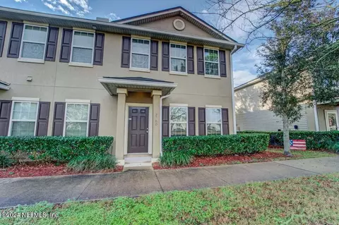 2760 Hollybrook Ln, Orange Park, FL 32073
