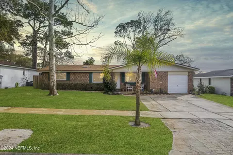1406 Declaration Dr, Jacksonville Beach, FL 32250
