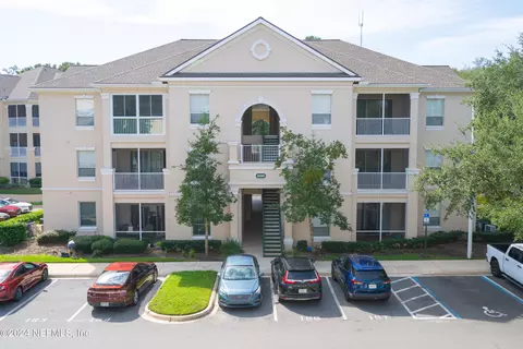 8601 Beach Blvd #805, Jacksonville, FL 32216