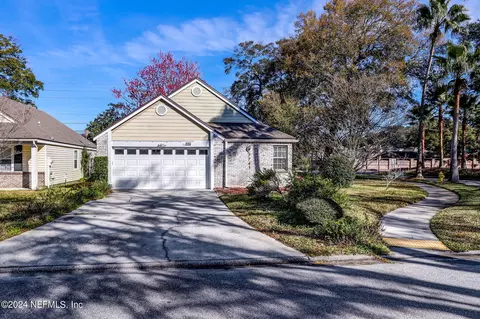 7743 Manassas Ct W, Jacksonville, FL 32277