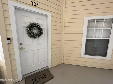 8218 Green Parrot Rd #305, Jacksonville, FL 32256