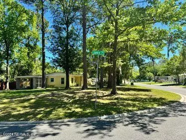 5329 Janice Cir S, Jacksonville, FL 32210