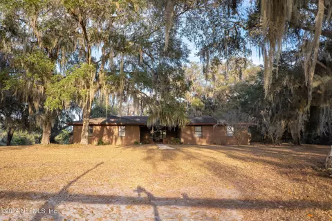 5033 Charity Ln, Keystone Heights, FL 32656