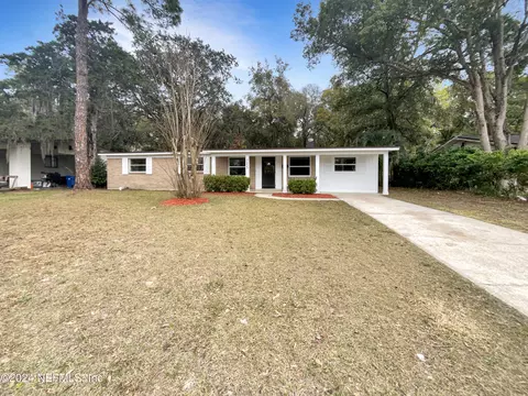 3933 Meek Dr, Jacksonville, FL 32277