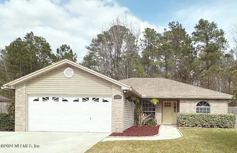 1949 Hovington Cir E, Jacksonville, FL 32246