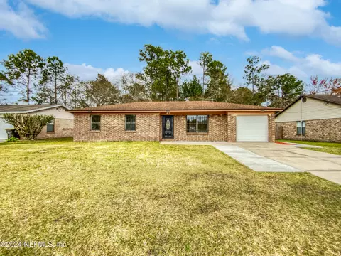 7685 Gregory Dr, Jacksonville, FL 32210