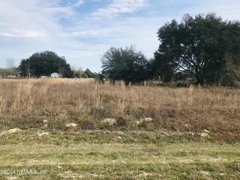 468 S County Road 315, Interlachen, FL 32148