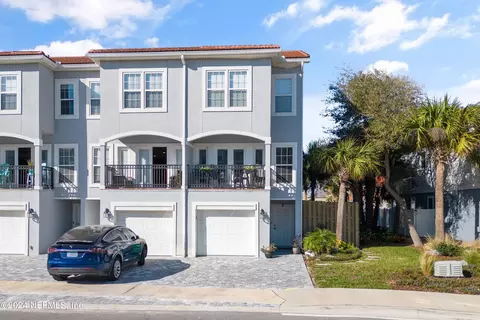 1330 2nd St S #F, Jacksonville Beach, FL 32250