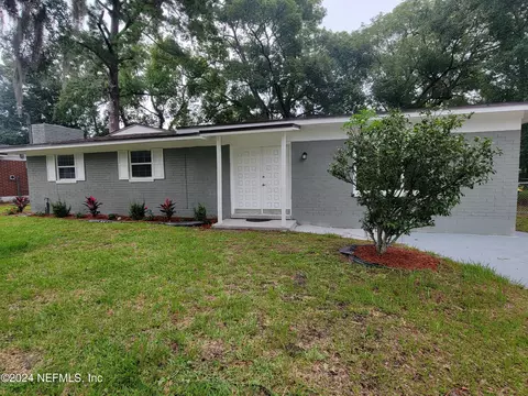 6503 Thurgood Cir W, Jacksonville, FL 32219