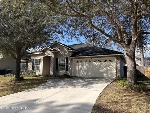 9235 Whisper Glen Dr, Jacksonville, FL 32222