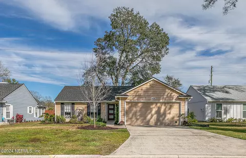 14131 Little Falls Ct, Jacksonville, FL 32224