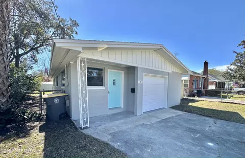 4742 College St, Jacksonville, FL 32205