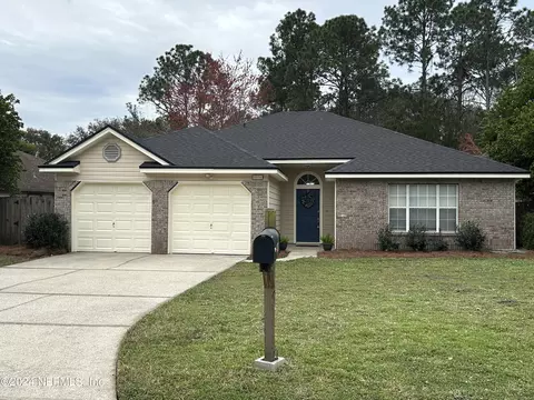 8974 Winding Vine Dr W, Jacksonville, FL 32244