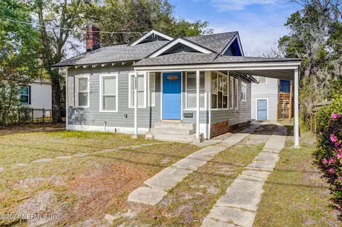 1031 Lake Forest Blvd, Jacksonville, FL 32208