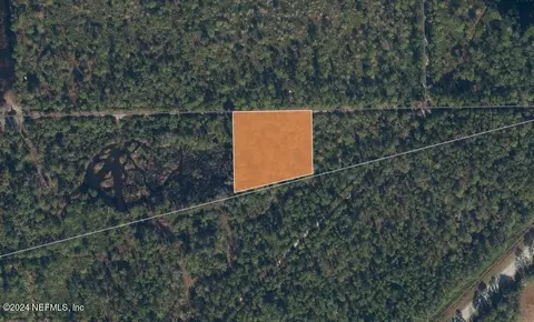 0000 Nutcracker St, Satsuma, FL 32189
