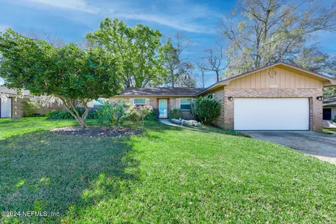 10916 Oak Ridge Dr S, Jacksonville, FL 32225