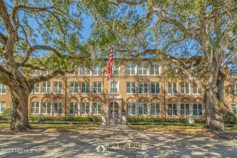 2525 College St #1303, Jacksonville, FL 32204