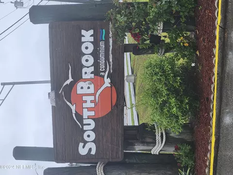 7347 El Barco Rd #7, Jacksonville, FL 32216