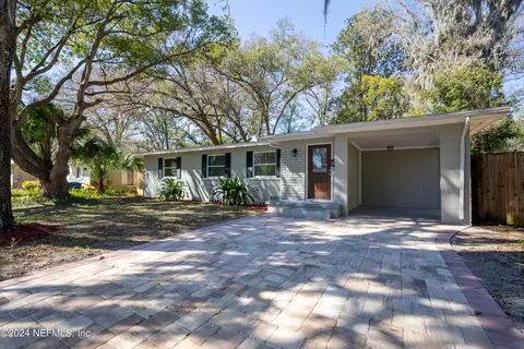 5627 Oliver St, Jacksonville, FL 32211