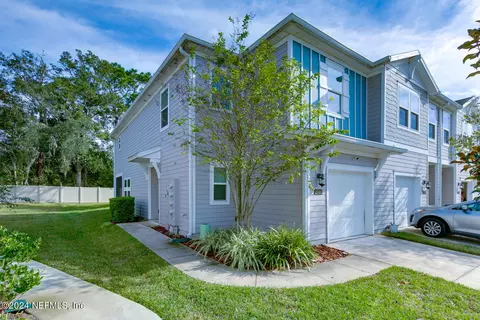 2585 Sandy Dune Dr, Jacksonville, FL 32233
