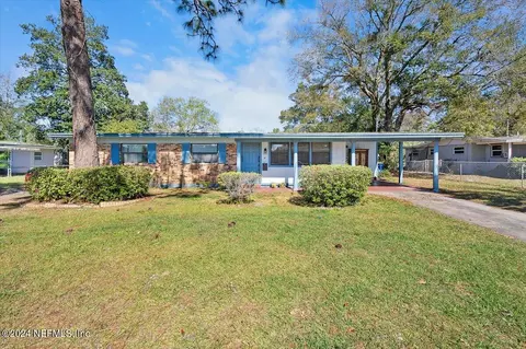 519 Baisden Rd, Jacksonville, FL 32218