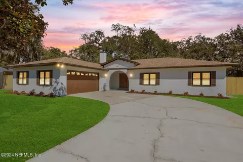 6497 Oak Dr, Fleming Island, FL 32003
