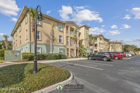 1000 Canopy Walk Ln #1013, Palm Coast, FL 32137