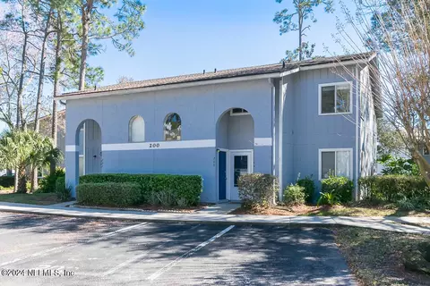 3270 Ricky Dr #203, Jacksonville, FL 32223