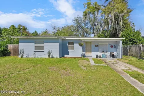 5847 110th St, Jacksonville, FL 32244
