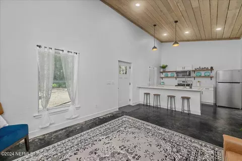103 Butler Ln, Palatka, FL 32177