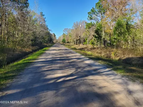 10440 Ruth Ave, Hastings, FL 32145