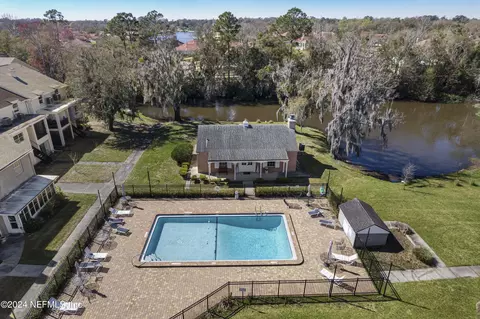 4317 Plaza Gate Ln S #202, Jacksonville, FL 32217
